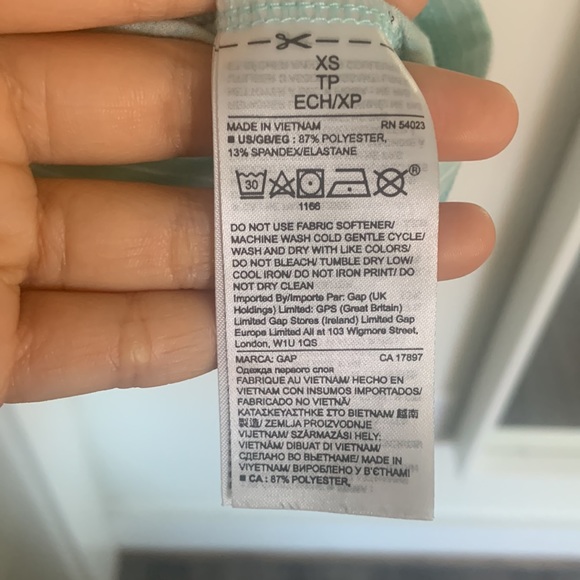 Gap Fit Open Back Tank Top Size XS - Picture 7 of 8